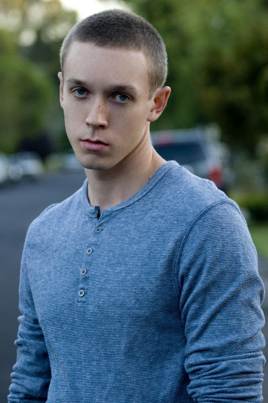 Фото - Evan Adrian: 533x800 / 86 Кб