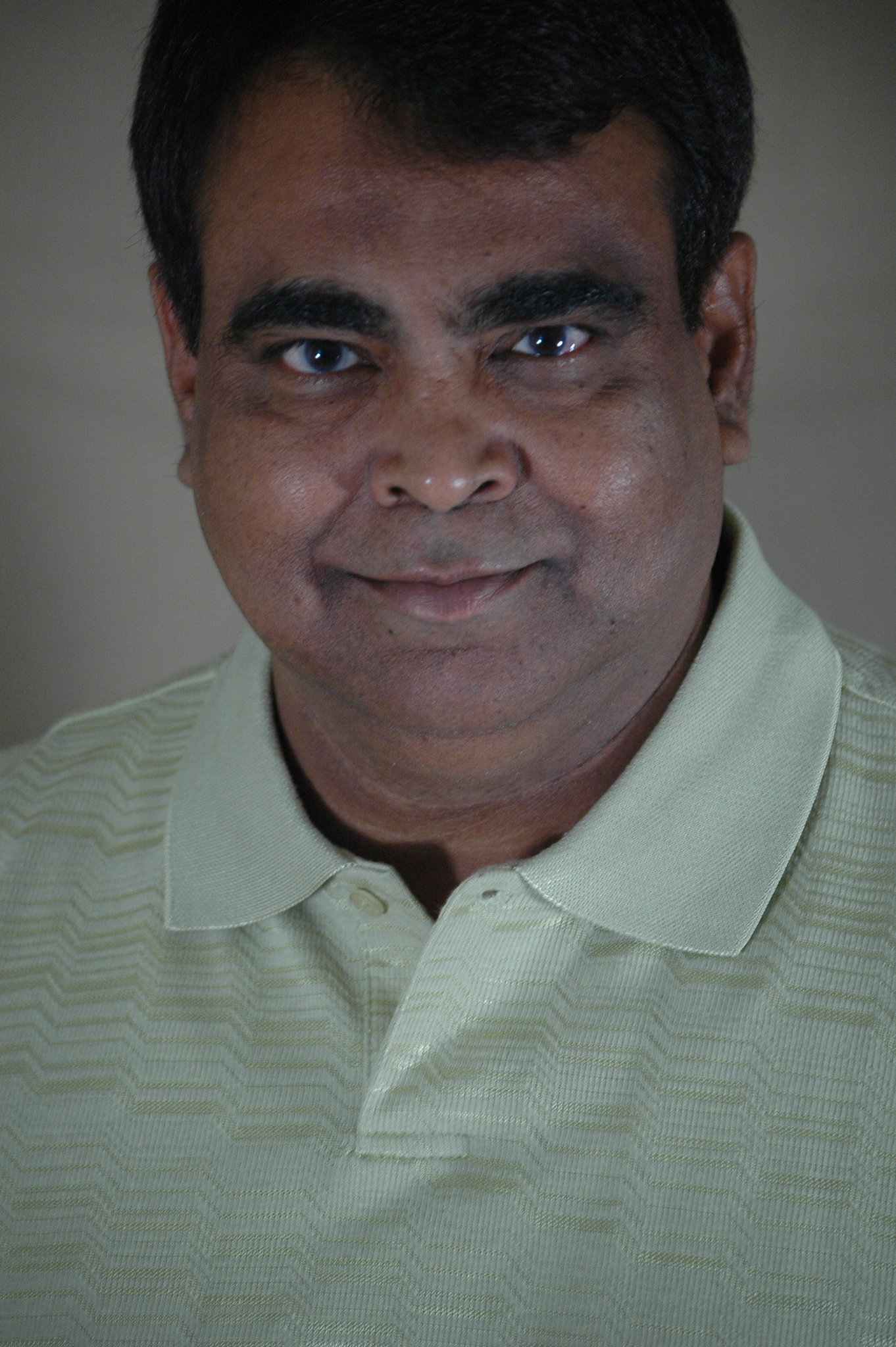 Фото - Мобин Кхан: 1362x2048 / 443 Кб