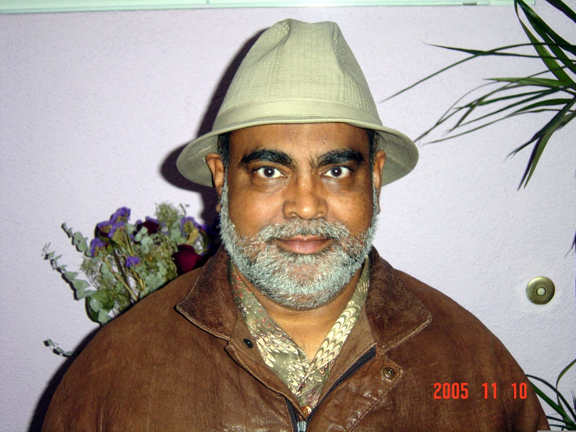 Фото - Мобин Кхан: 1944x1458 / 481 Кб