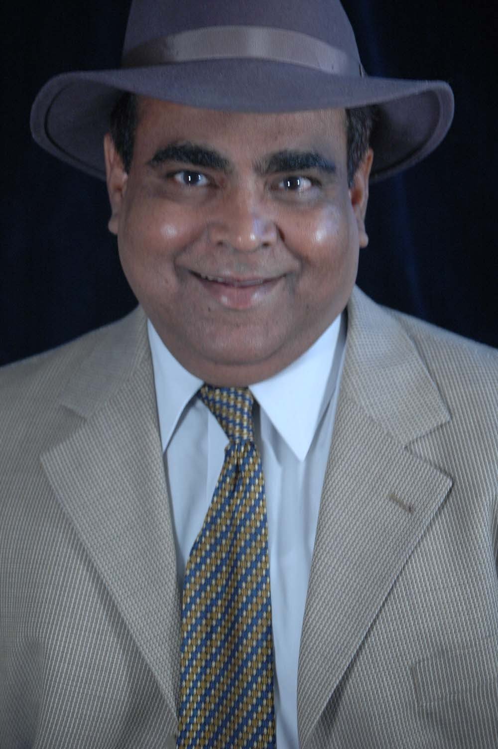 Фото - Мобин Кхан: 1000x1504 / 174 Кб