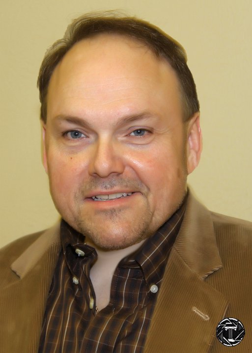 Фото - Chuck Halley: 513x720 / 49 Кб