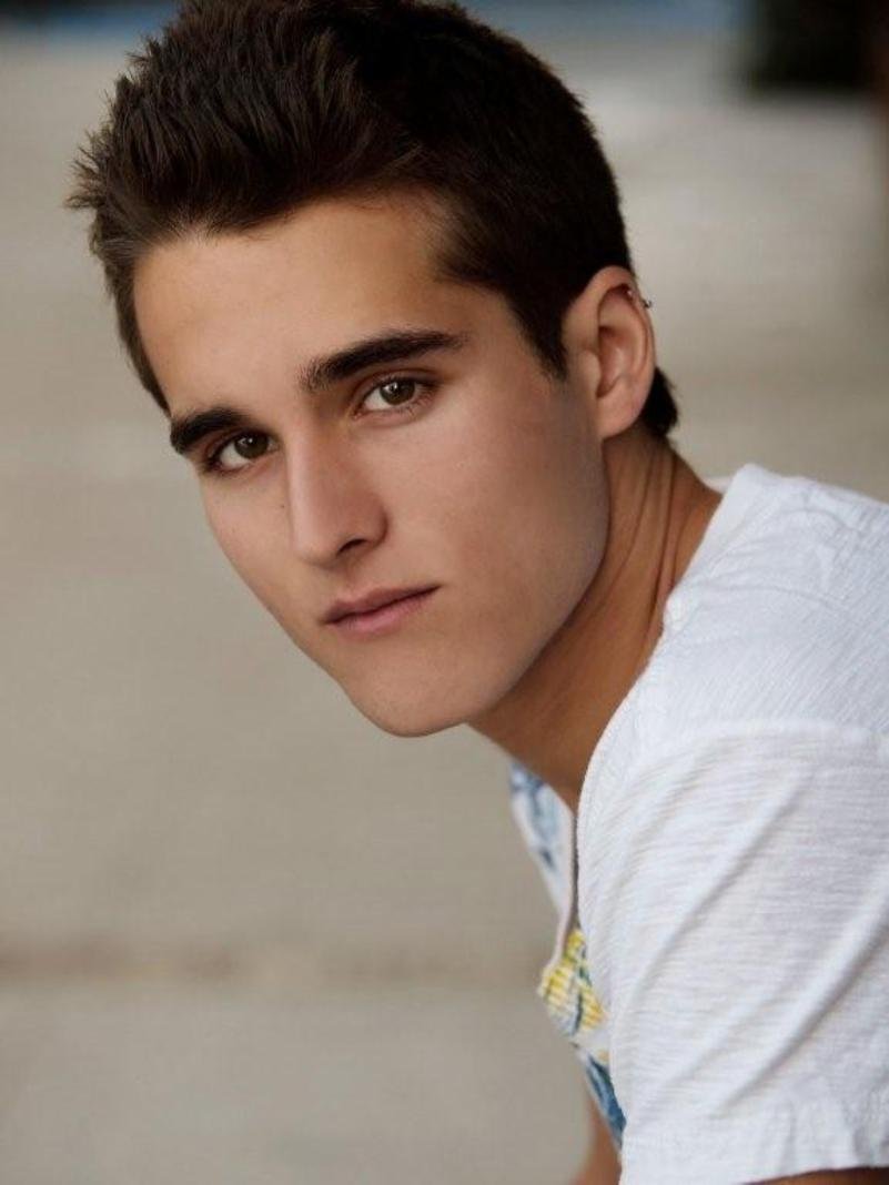 Фото - Daniel Samonas: 801x1068 / 69 Кб