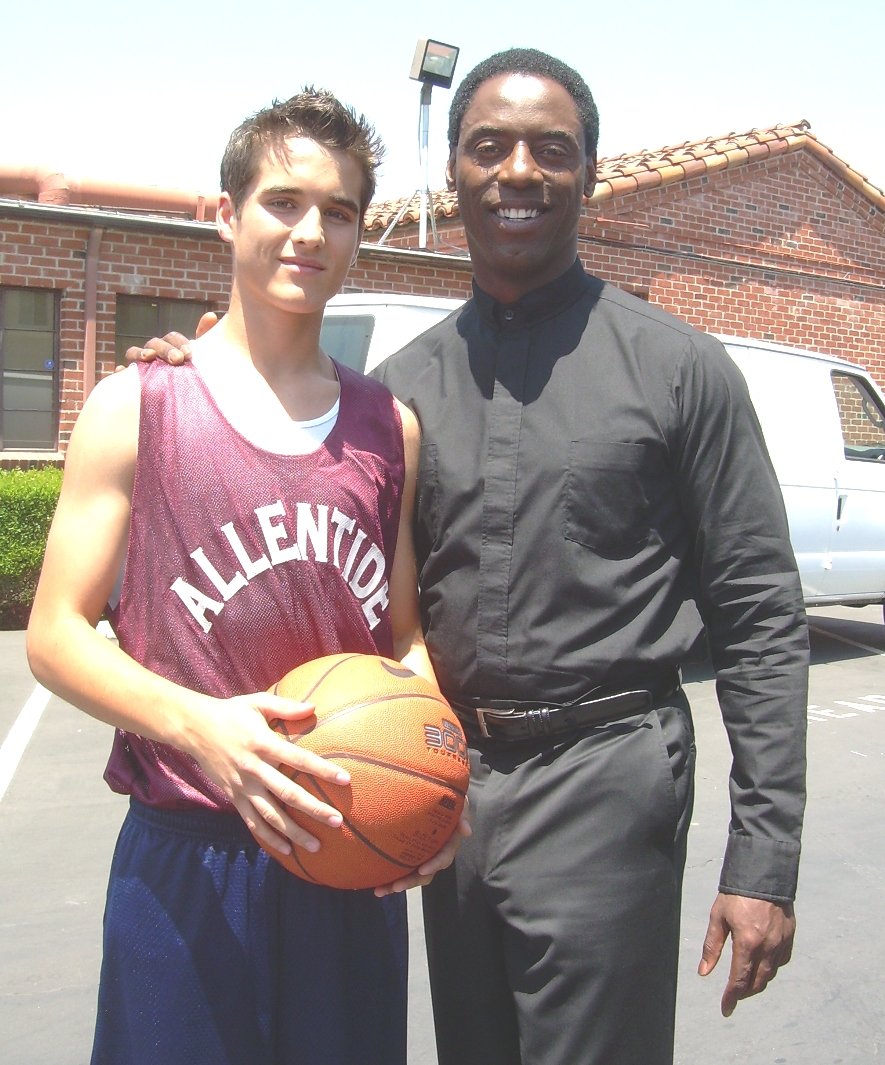 Фото - Daniel Samonas: 885x1065 / 181 Кб