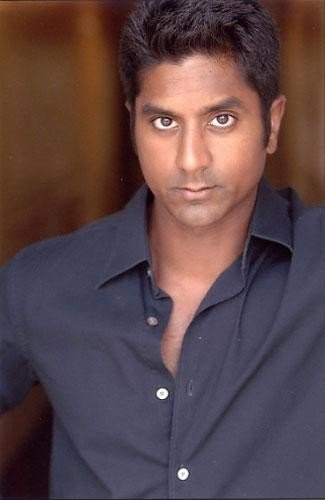 Фото - Фрэнк Махарадж: 325x500 / 22 Кб