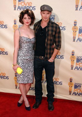 Фото - Эшли Грин: 280x400 / 29 Кб