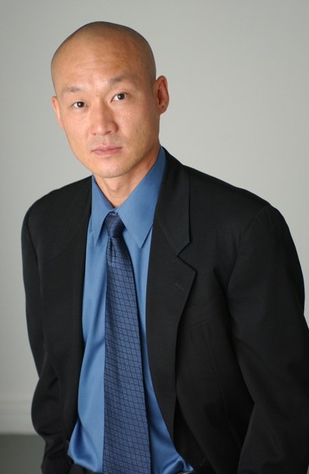 Фото - Виктор Джей Хо: 450x690 / 33 Кб