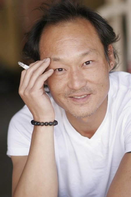 Фото - Виктор Джей Хо: 450x675 / 40 Кб