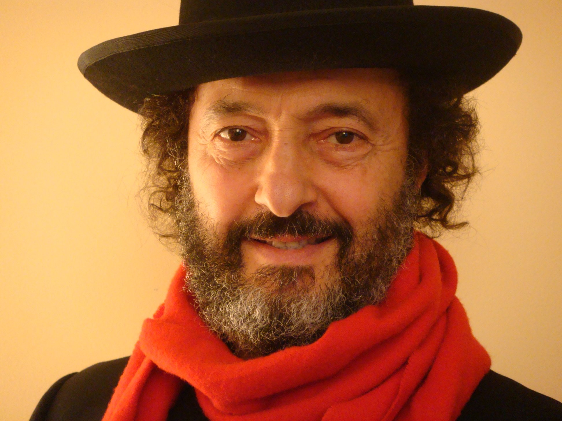 Фото - Yury Tsykun: 1944x1458 / 359 Кб