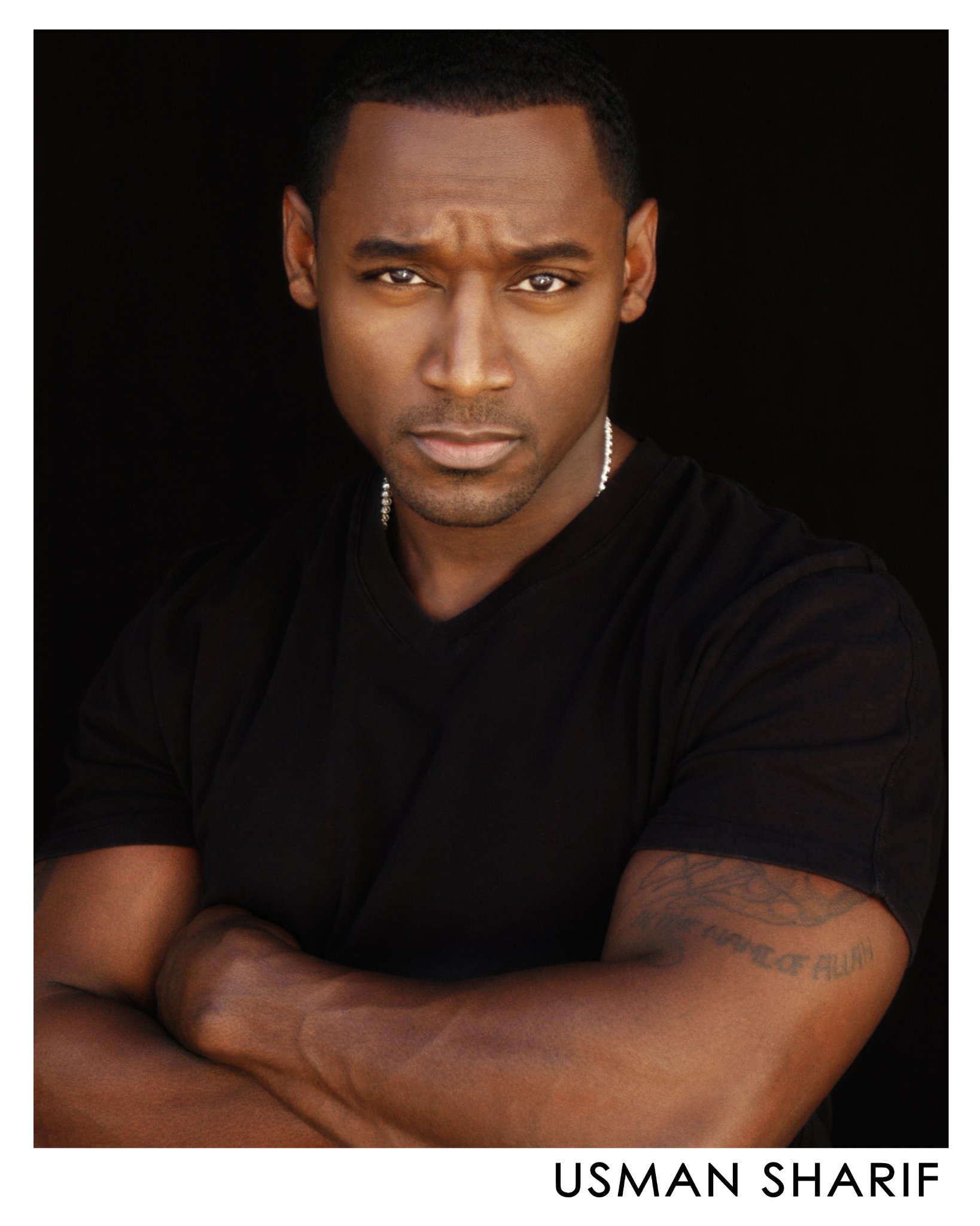 Фото - Usman Sharif: 1638x2048 / 251 Кб