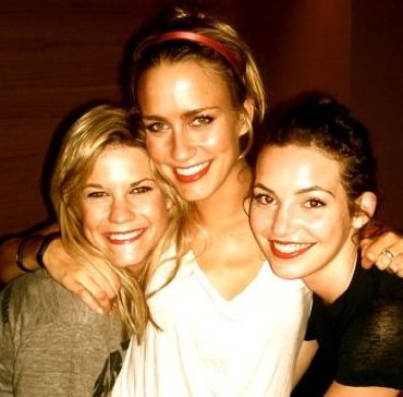 Фото - Кортни Хоуп: 370x364 / 28 Кб