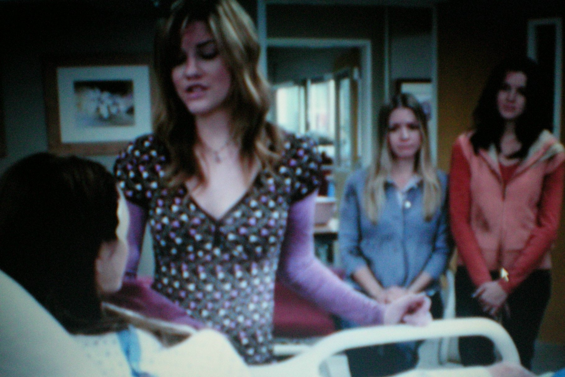 Фото - Кортни Хоуп: 1817x1214 / 309 Кб