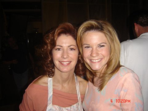 Фото - Кортни Хоуп: 480x360 / 24 Кб