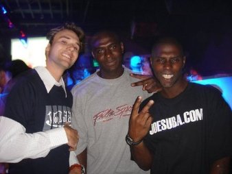 Фото - Joe Suba: 338x254 / 17 Кб