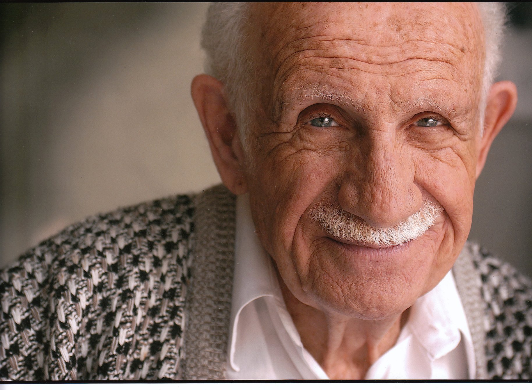 Фото - Murray Gershenz: 1828x1341 / 414 Кб