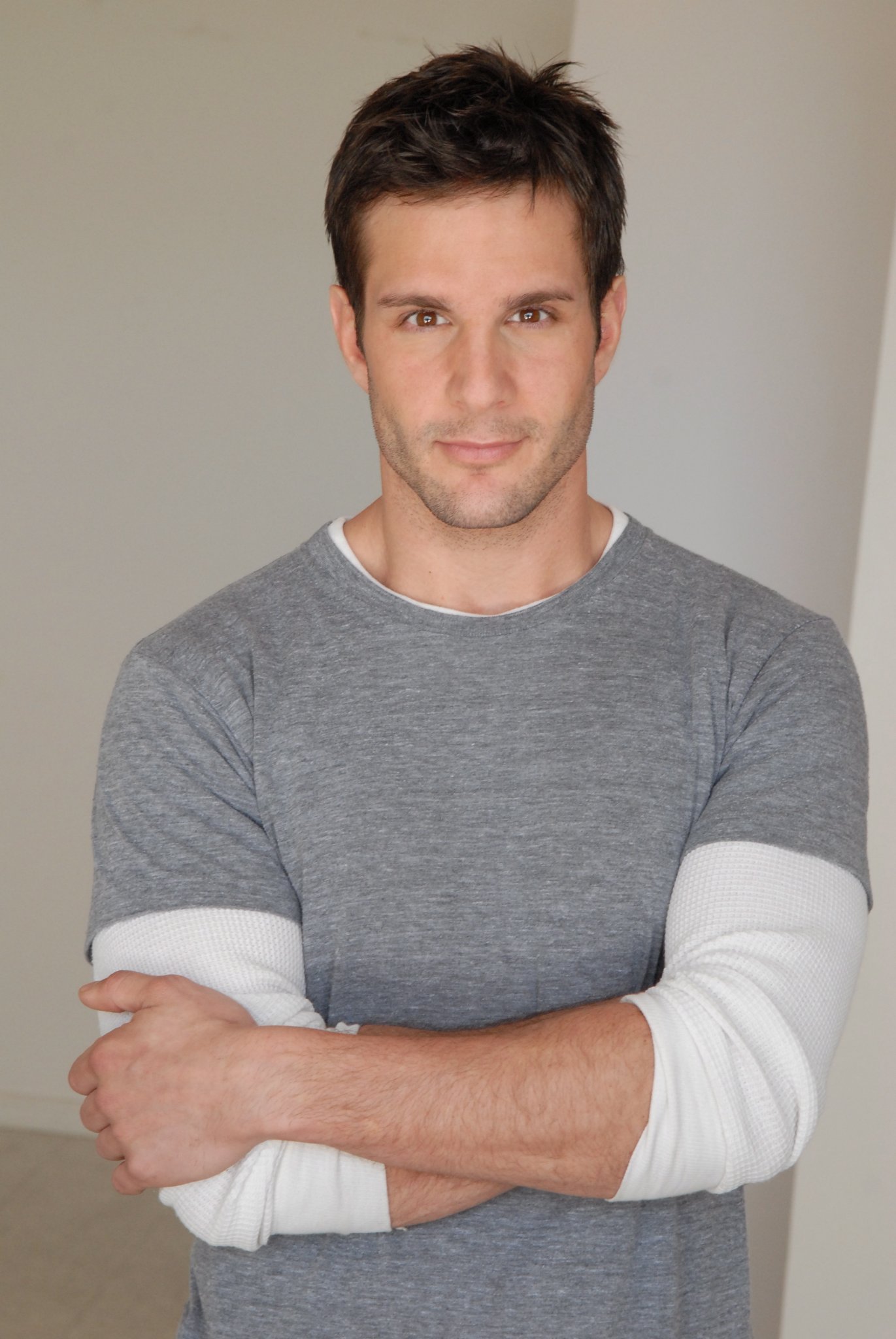 Фото - Jay Jablonski: 1371x2048 / 290 Кб