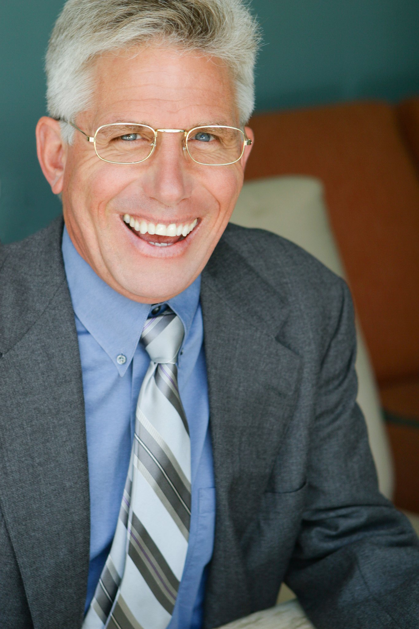 Фото - Алан Мьютинг: 1365x2048 / 336 Кб