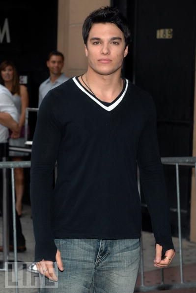 Фото - Крис Ригги: 399x594 / 27 Кб