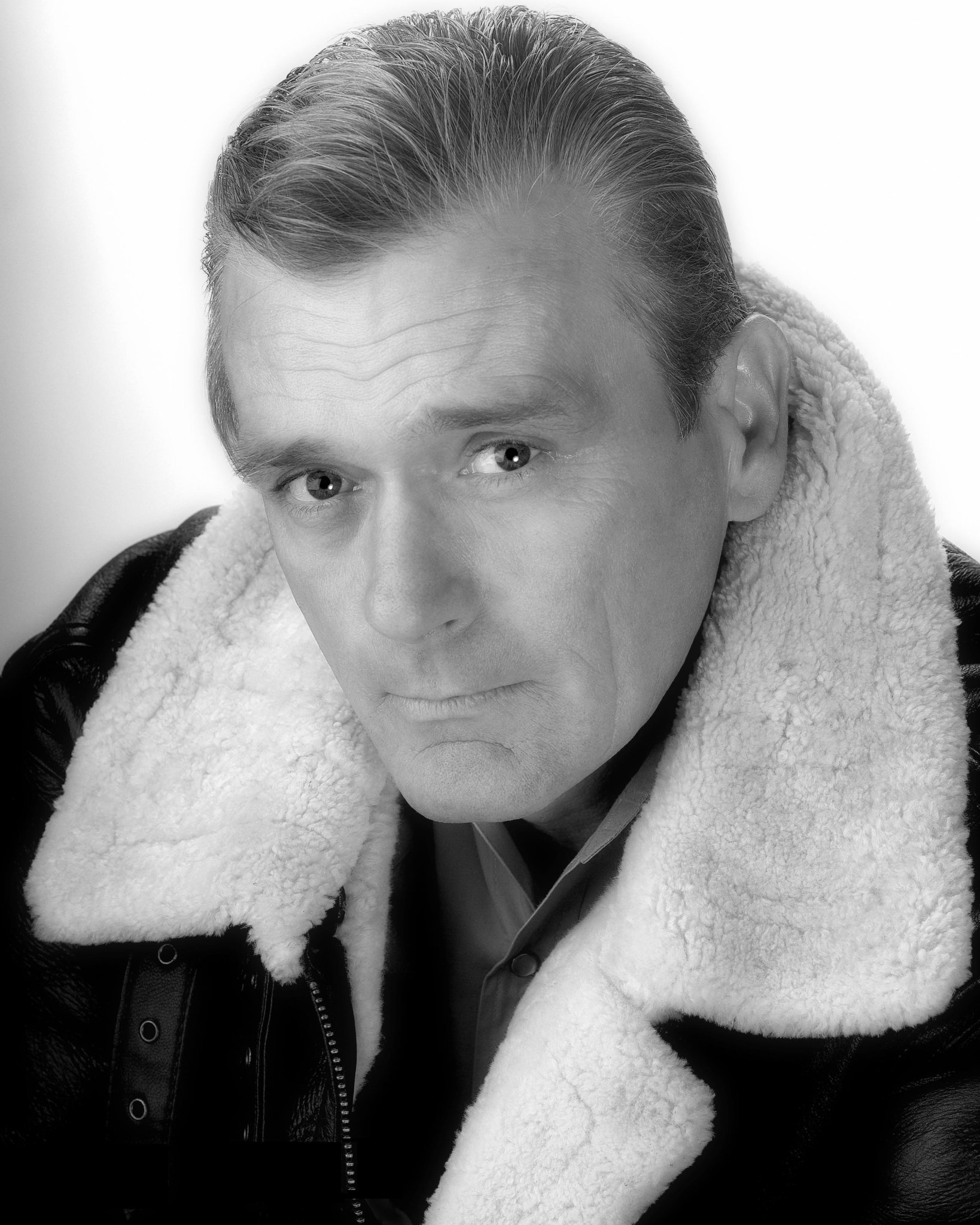 Фото - Mike Hatfield: 1638x2048 / 466 Кб