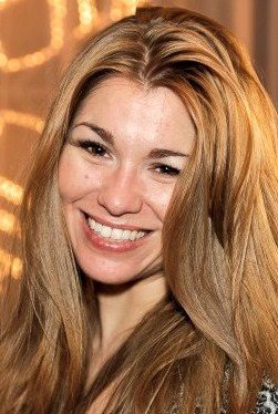 Фото - Magda Rodriguez: 251x374 / 33 Кб