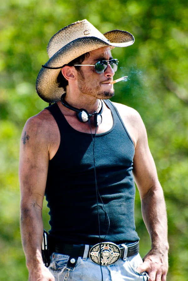 Фото - Dean N. Arevalo: 600x896 / 111 Кб