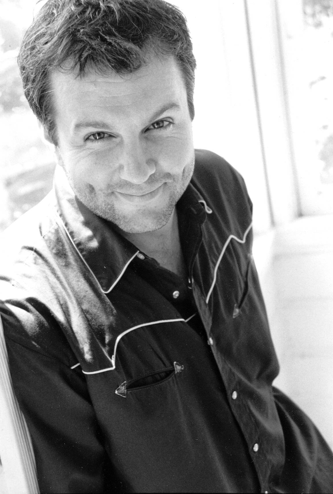 Фото - Shannon Lee Holmes: 1160x1720 / 275 Кб