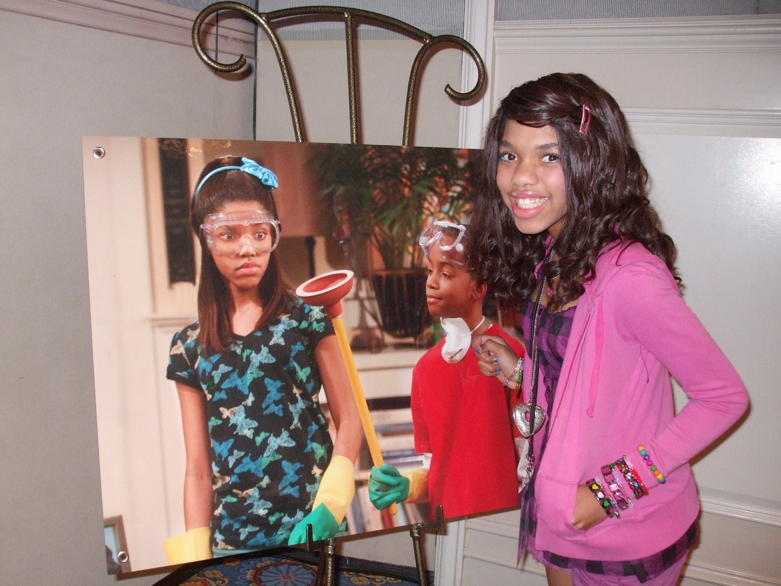 Фото - Тила Данн: 2616x1962 / 835 Кб