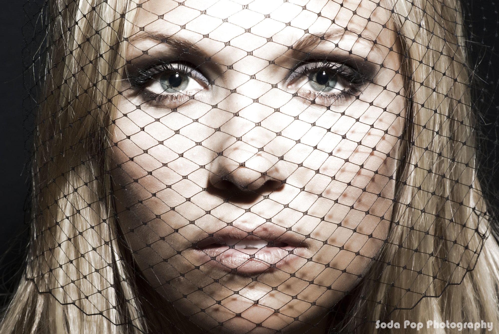 Фото - Эмили Уллерап: 2000x1339 / 588 Кб