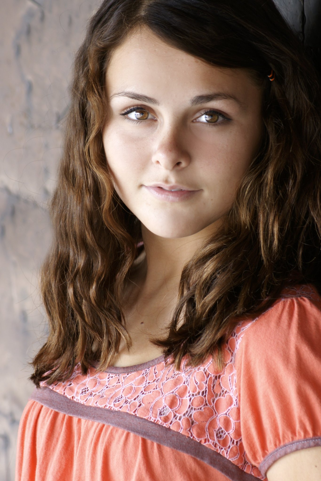 Фото - Brooke Mackenzie: 1365x2048 / 381 Кб