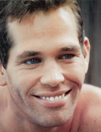 Фото - Christian Eric Billings: 350x456 / 25 Кб