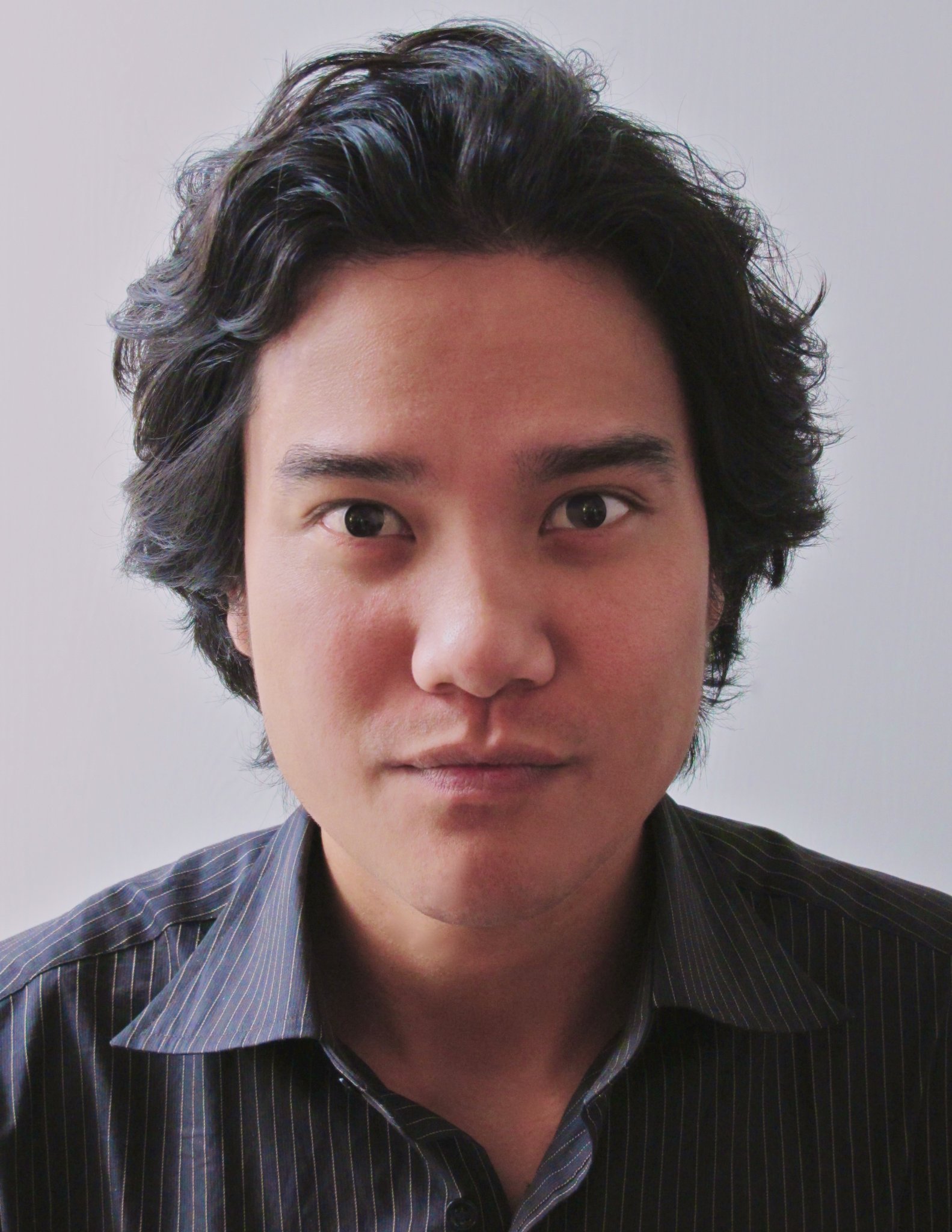 Фото - Аурелиус ДиБарсанти: 1583x2048 / 367 Кб