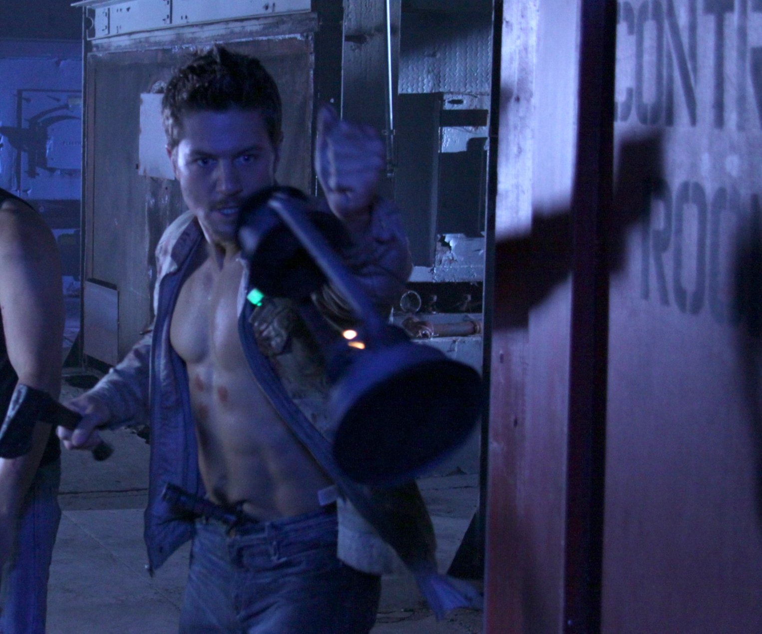 Фото - Росс Томас: 1526x1271 / 248 Кб