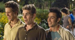 Фото - Росс Томас: 250x132 / 12 Кб