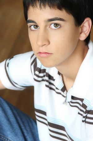 Фото - Тайлер Стротер: 300x451 / 25 Кб