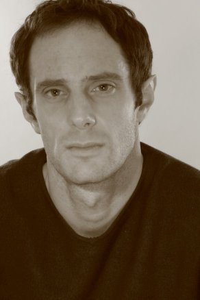 Фото - Adrian Annis: 292x438 / 16 Кб