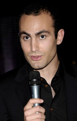 Фото - Халид Абдалла: 257x400 / 16 Кб