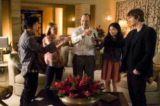 Фото - Аарон Ю: 323x215 / 22 Кб