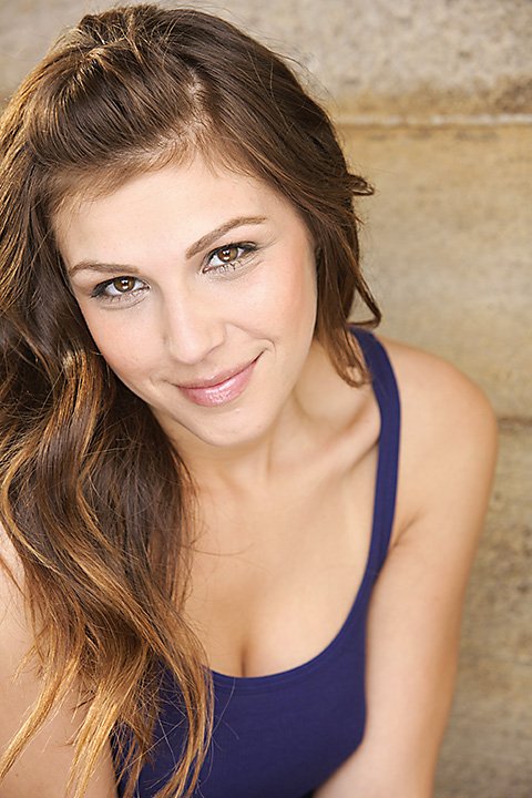 Фото - Лили Мирожник: 480x720 / 76 Кб