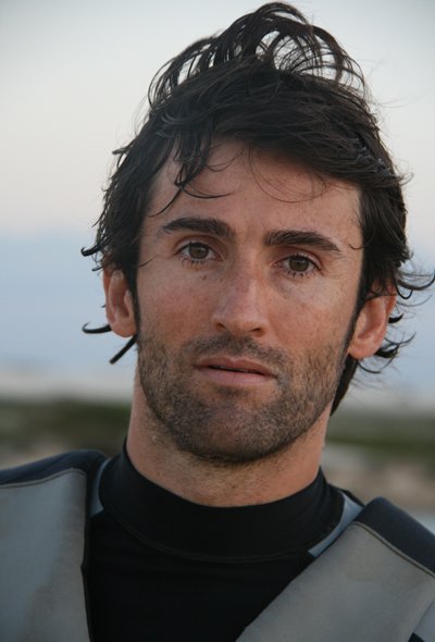 Фото - Christian Rodrigo: 400x590 / 34 Кб