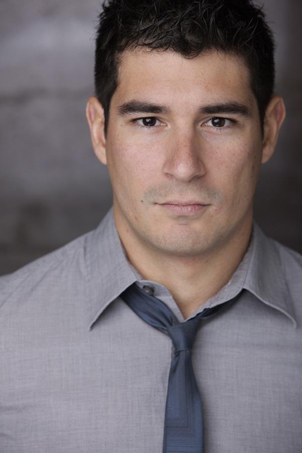 Фото - Derek Alvarado: 600x900 / 53 Кб