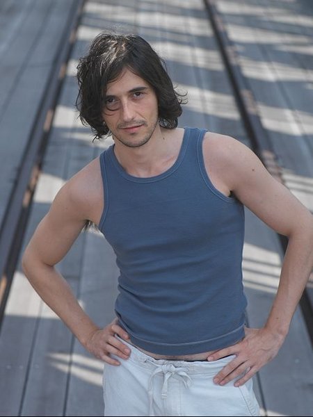 Фото - Ivo Velon: 450x600 / 41 Кб