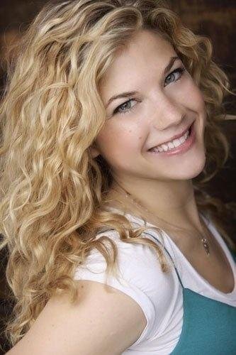 Фото - Ревекка Брандес: 333x500 / 40 Кб