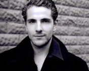 Фото - Джеймс Гилберт: 176x140 / 7 Кб