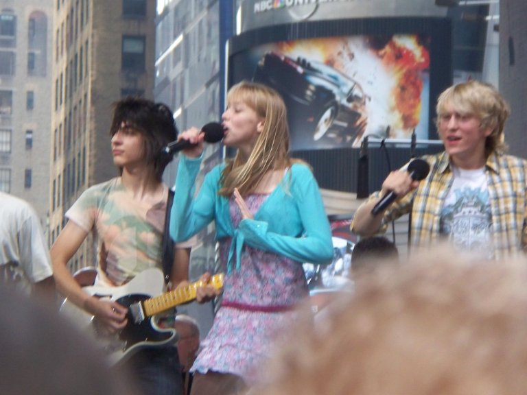 Фото - Zach Page: 768x576 / 70 Кб