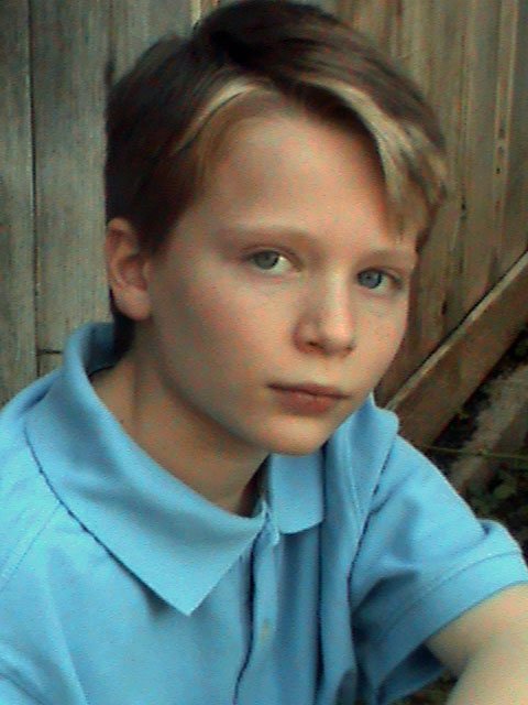 Фото - Хантер Джеймс Маккивер: 480x640 / 54 Кб