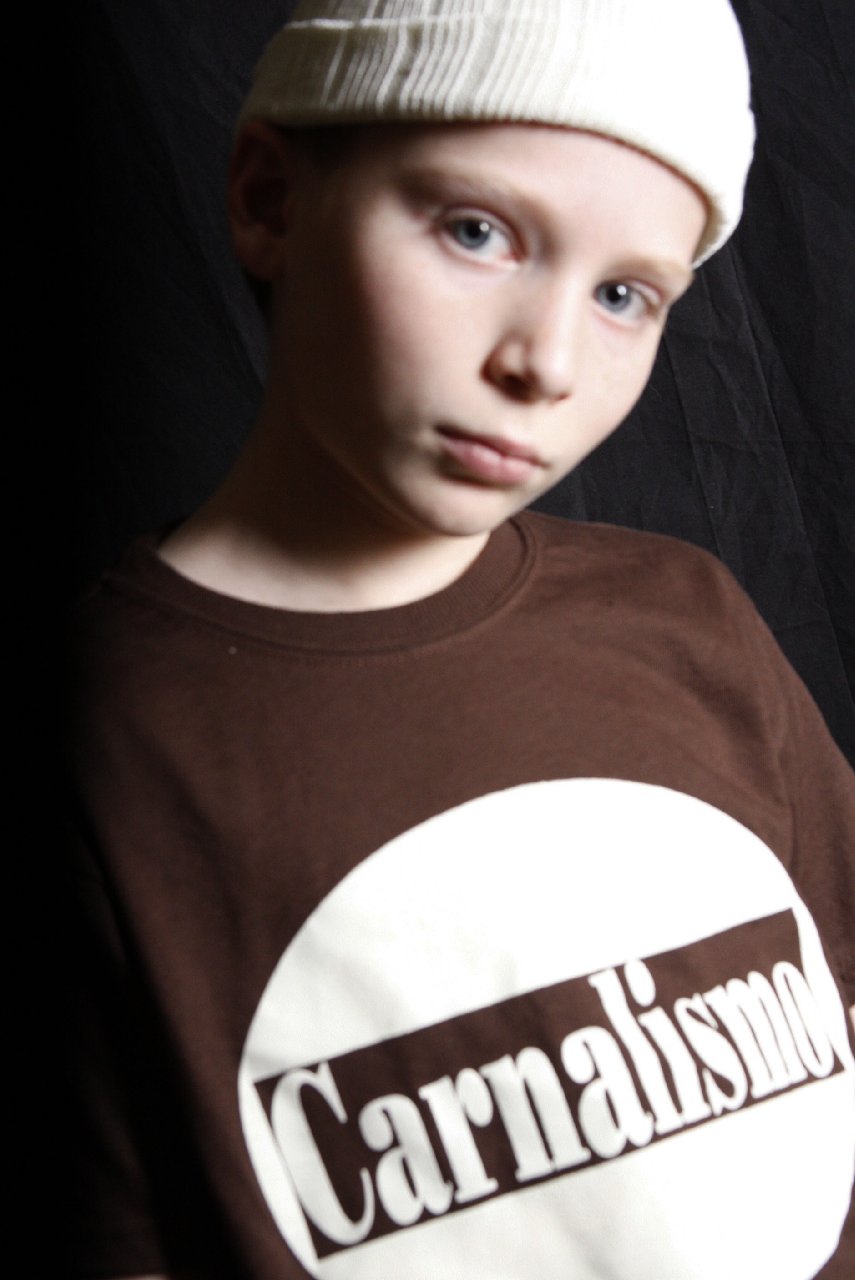 Фото - Хантер Джеймс Маккивер: 855x1280 / 98 Кб