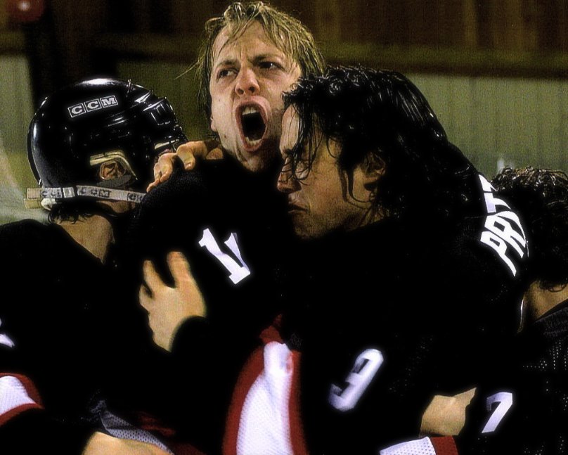 Фото - Brian Edward Roach: 808x647 / 81 Кб