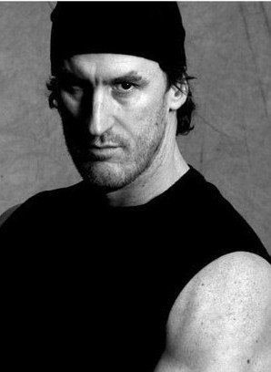 Фото - Dennis Mattai: 298x408 / 18 Кб