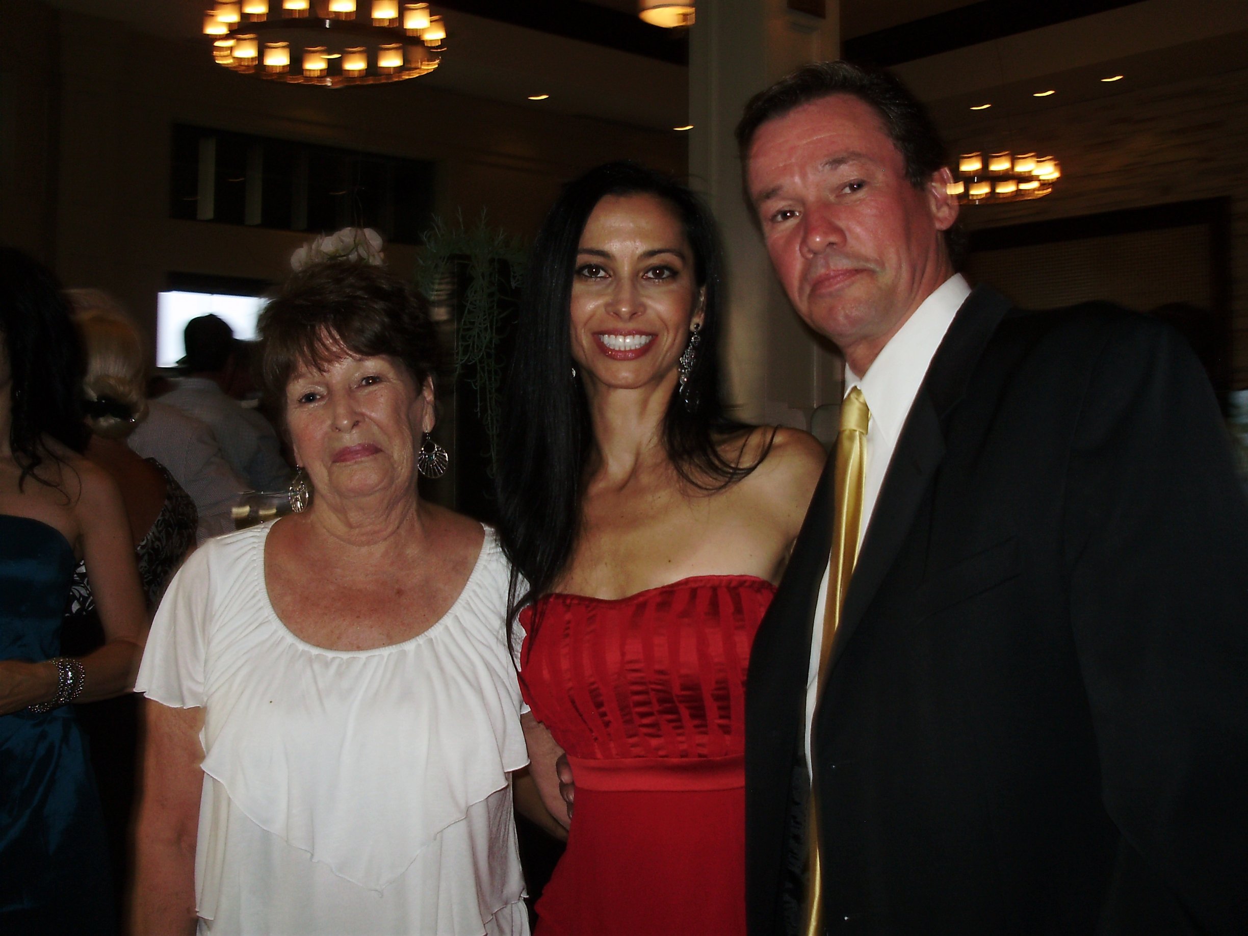 Фото - Jennifer Gjulameti: 2448x1836 / 419 Кб