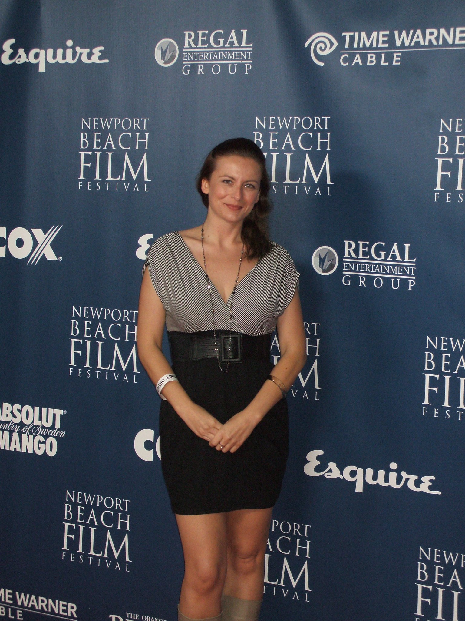 Фото - Kerry Finlayson: 1536x2048 / 573 Кб