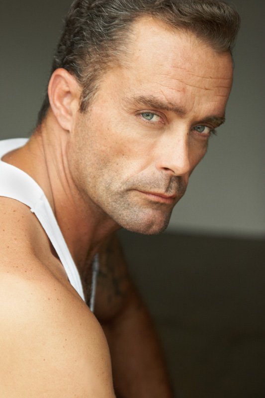 Фото - Anthony Vitale: 533x800 / 52 Кб